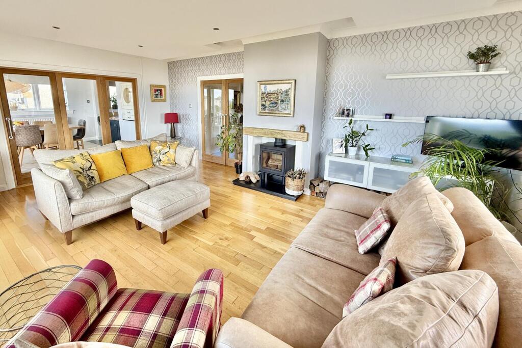 House in Kilmarnock, North Ayrshire - View 5