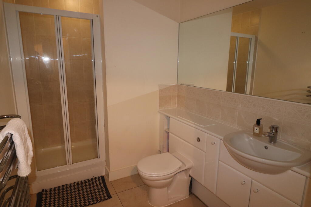 Apartment in Birmingham, West Midlands - More