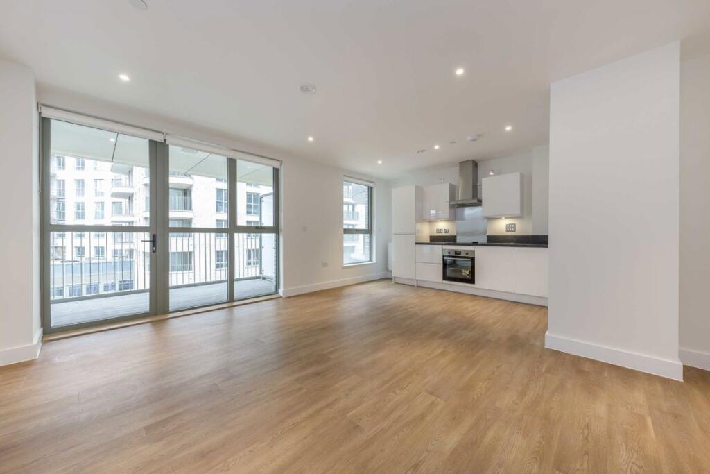 Main image of property: Green Street, Willesden Junction