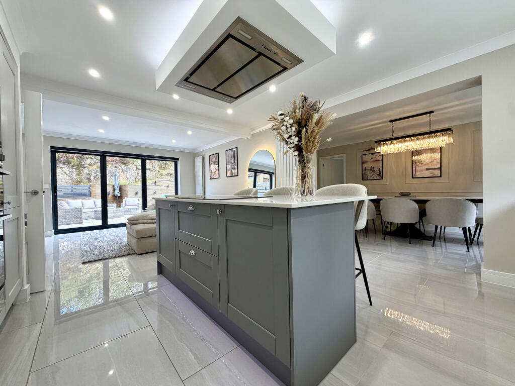House in Cardiff - View 4