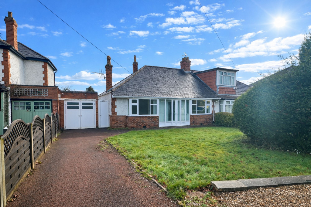 Main image of property: Loughborough Road, Birstall, LE4