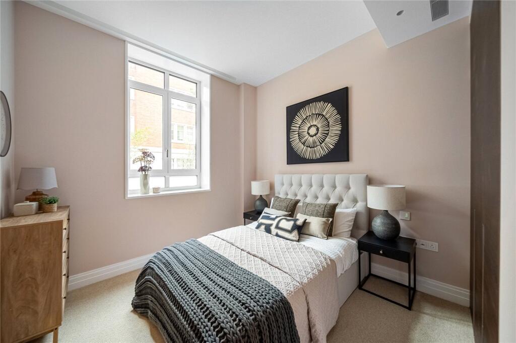 Apartment in London - More