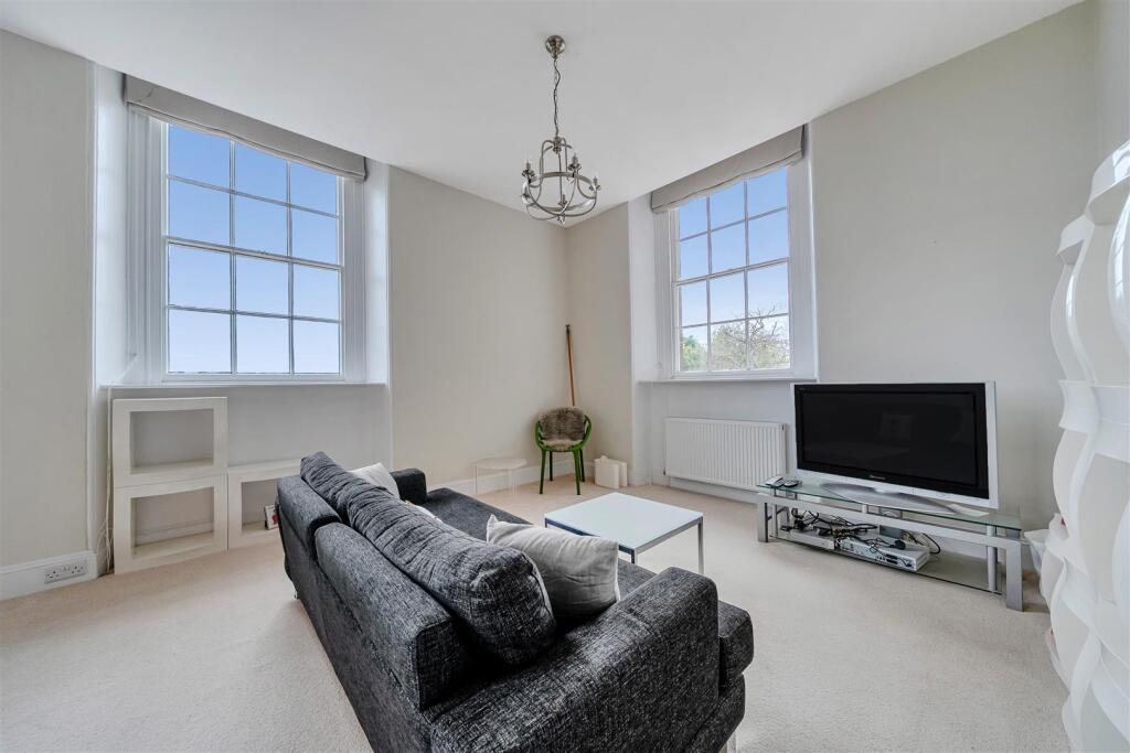 Apartment in Shrewsbury, Coleham - View 4
