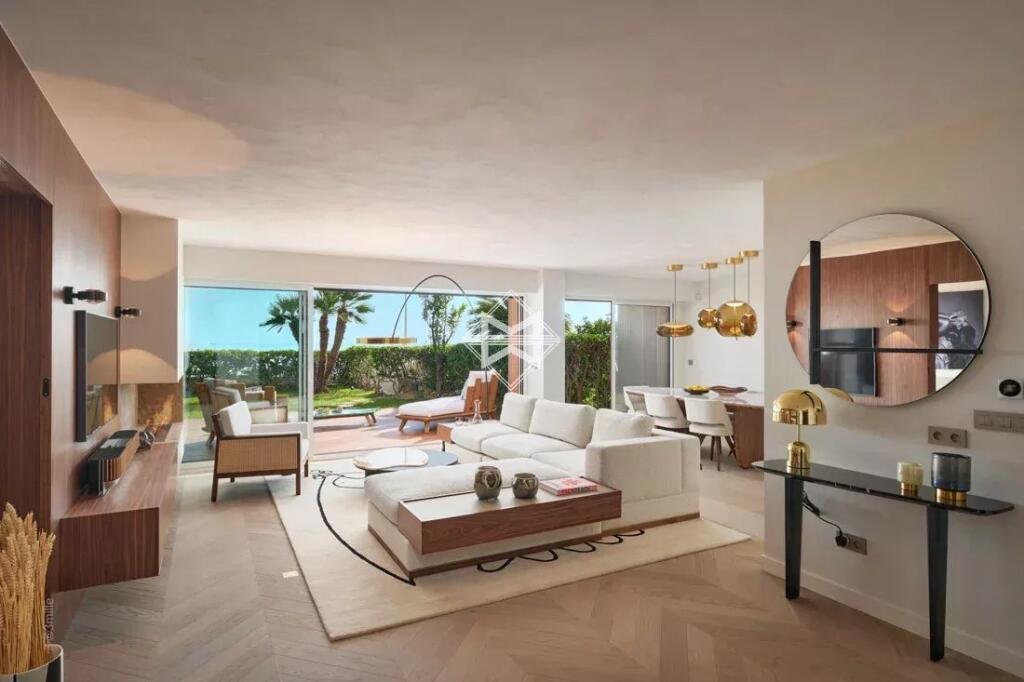 Main image of property: Provence-Alps-Cote d`Azur, Alpes-Maritimes, Cannes