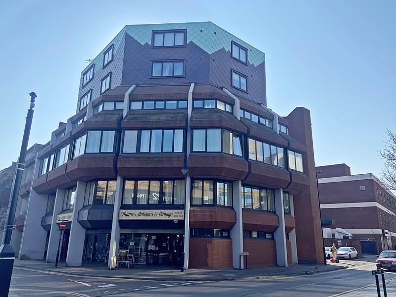 Main image of property: 19- 23 Market Street, Maidenhead