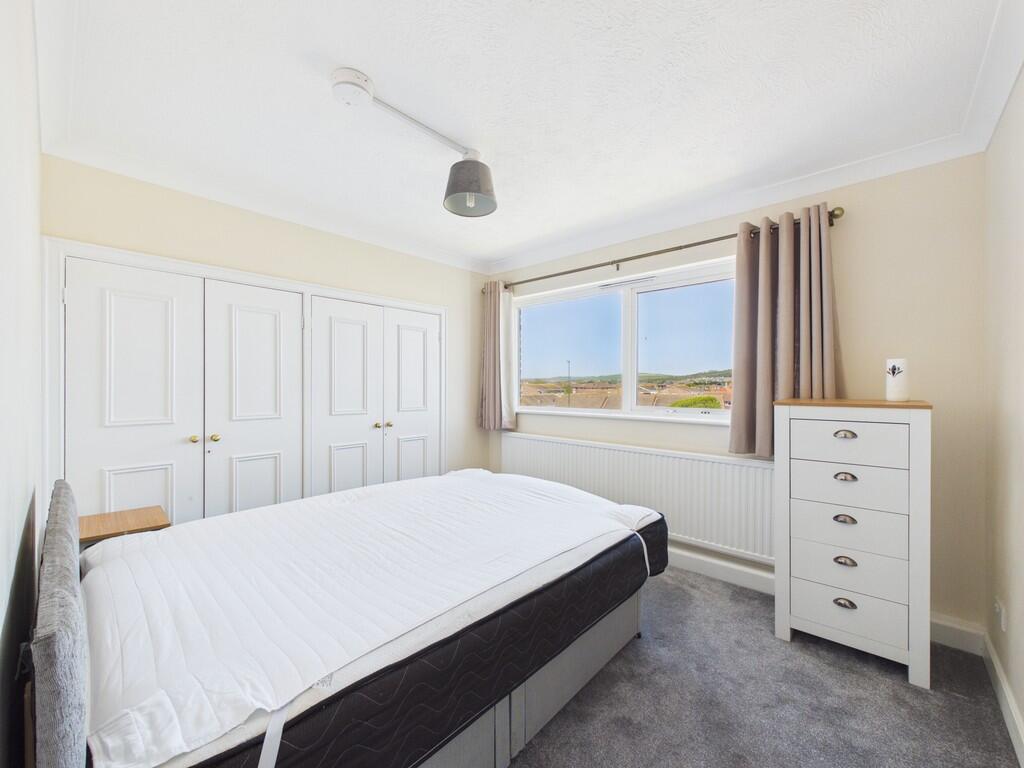 Main image of property: Brighton Road, Lancing, BN15 8EY