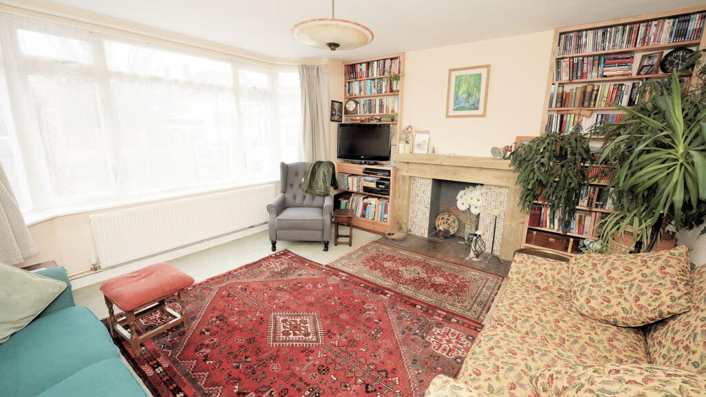 Hilldale Road - a peaceful position away from areas of new housing photo 3