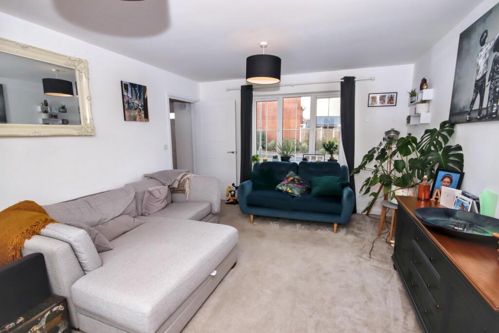 House in Ipswich - View 2