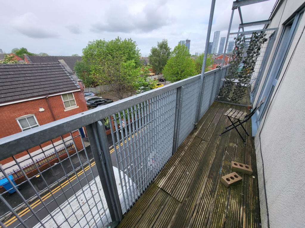 3 bedroom town house for rent