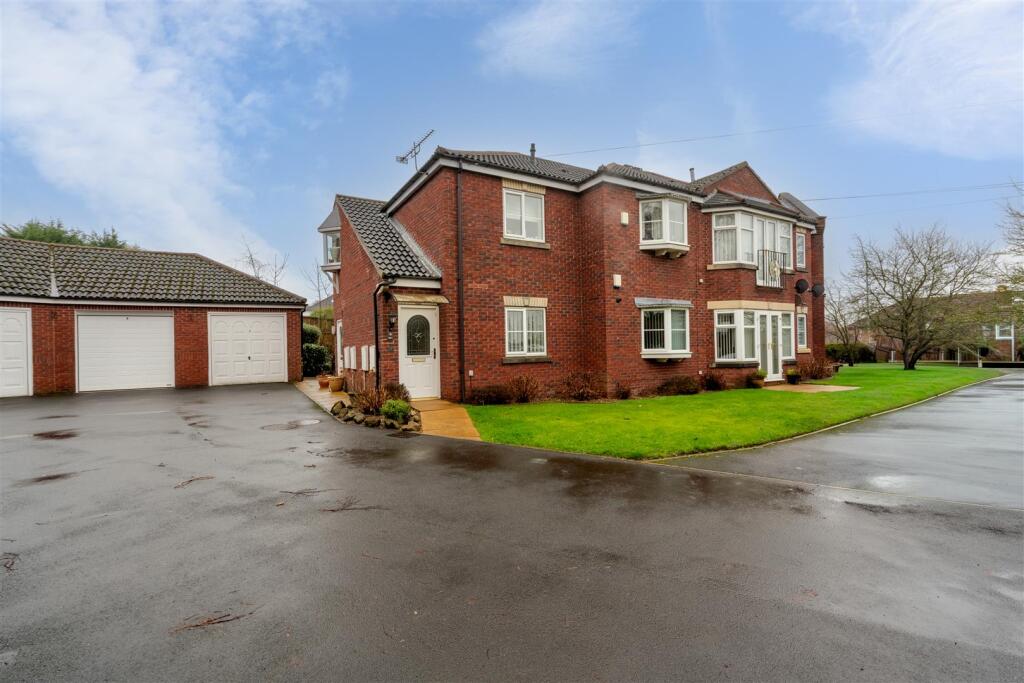 Main image of property: The Drive, Alwoodley