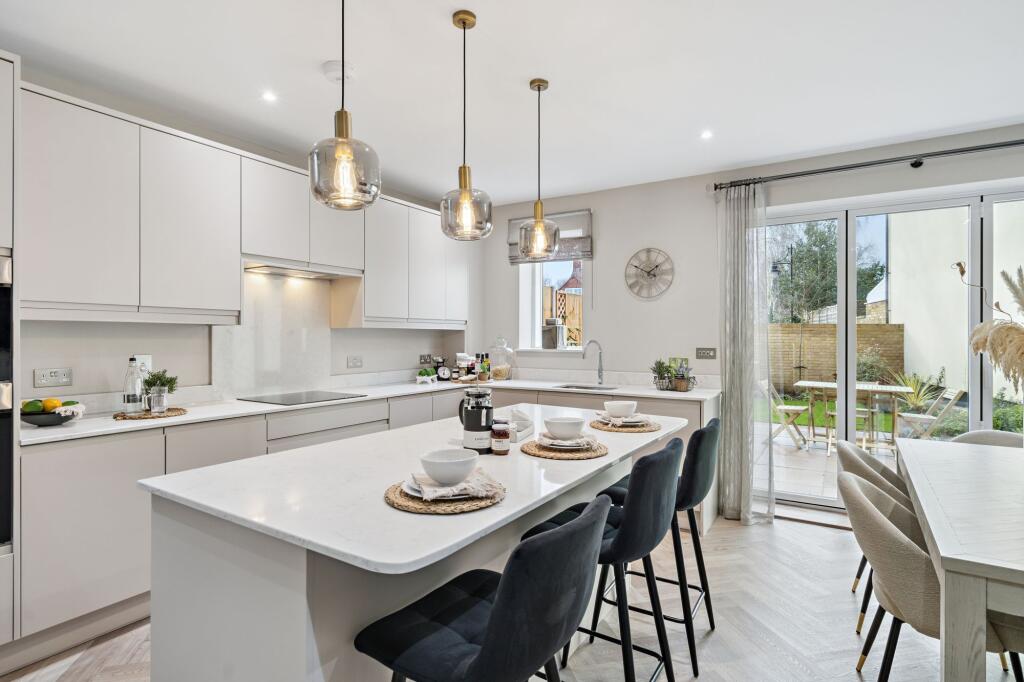 Main image of property: Victoria Close, Rickmansworth, WD3