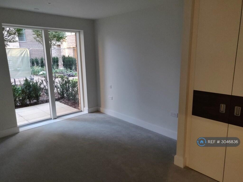 Apartment in London, Kidbrooke Village, Kidbrooke - View 5