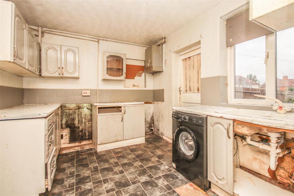 House in Rushden, North Northamptonshire - View 4