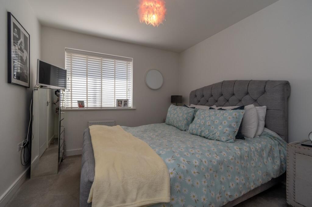 House in Walsall, Wyrley View, Goscote - More