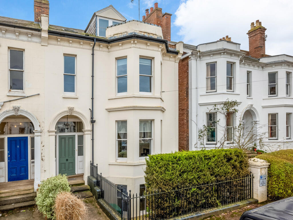 Main image of property: Church Hill, Leamington Spa, Warwickshire CV32 5AZ