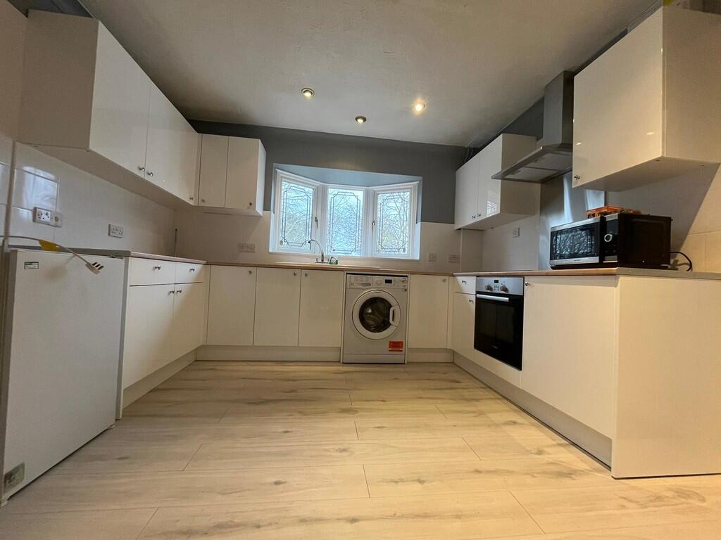House in Coventry, West Midlands - View 4