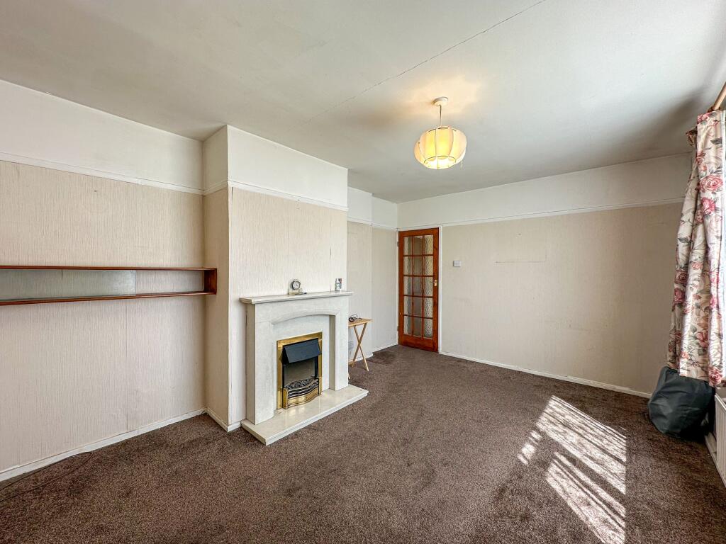 House in Greasby, Liverpool City Region - More