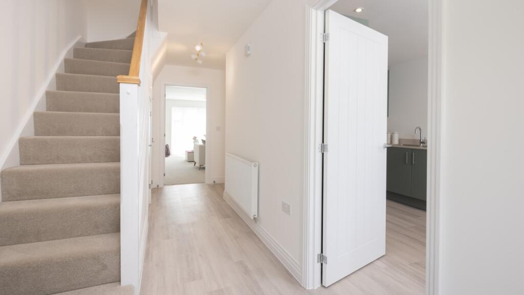 House in Portsmouth - View 3