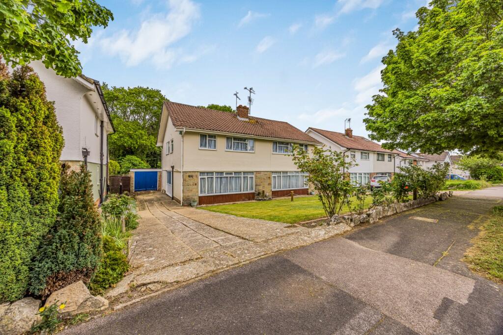 Main image of property: The Dale, Waterlooville, Hampshire, PO7