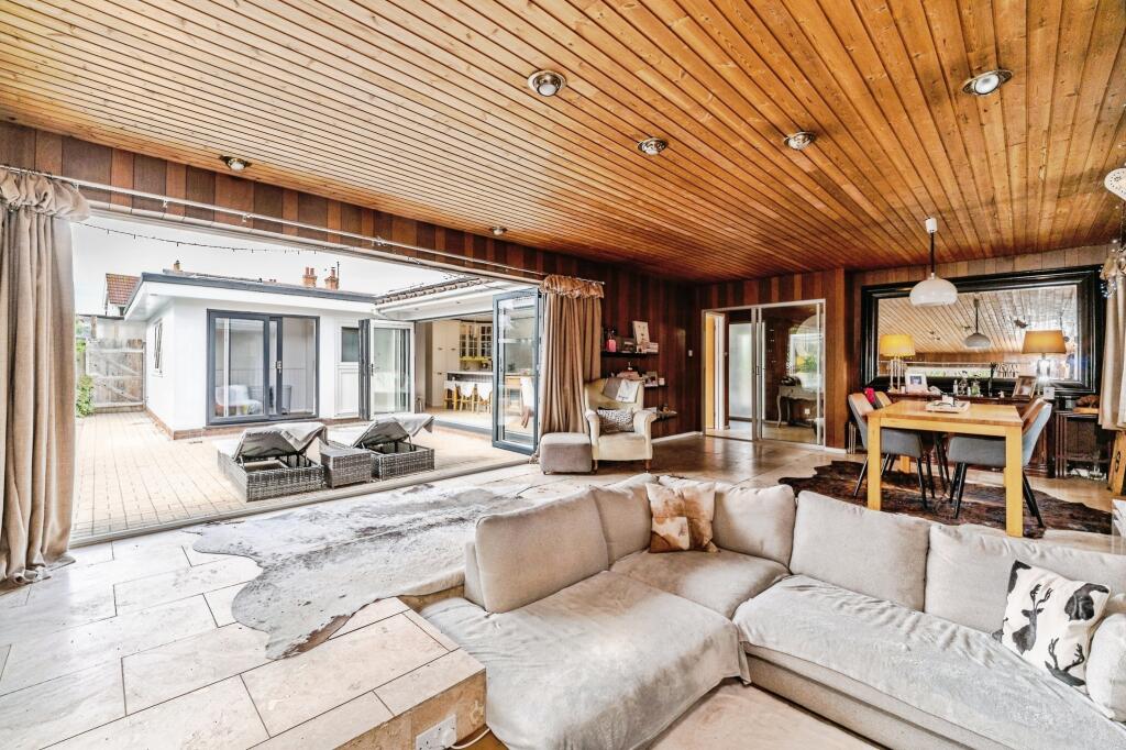 House in Peterborough - View 2