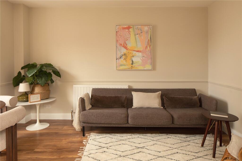 Apartment in London - View 5