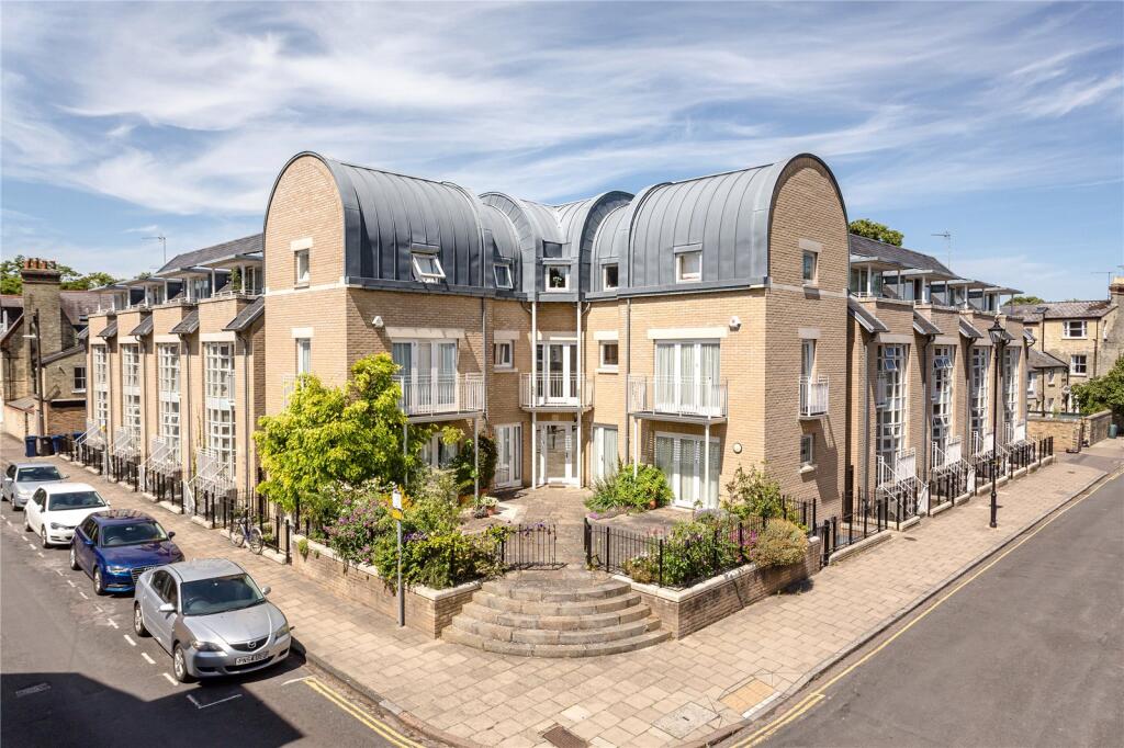 Main image of property: Portugal Street, Cambridge, Cambridgeshire
