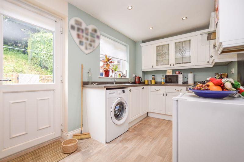 Ash Close, Uppingham photo 4