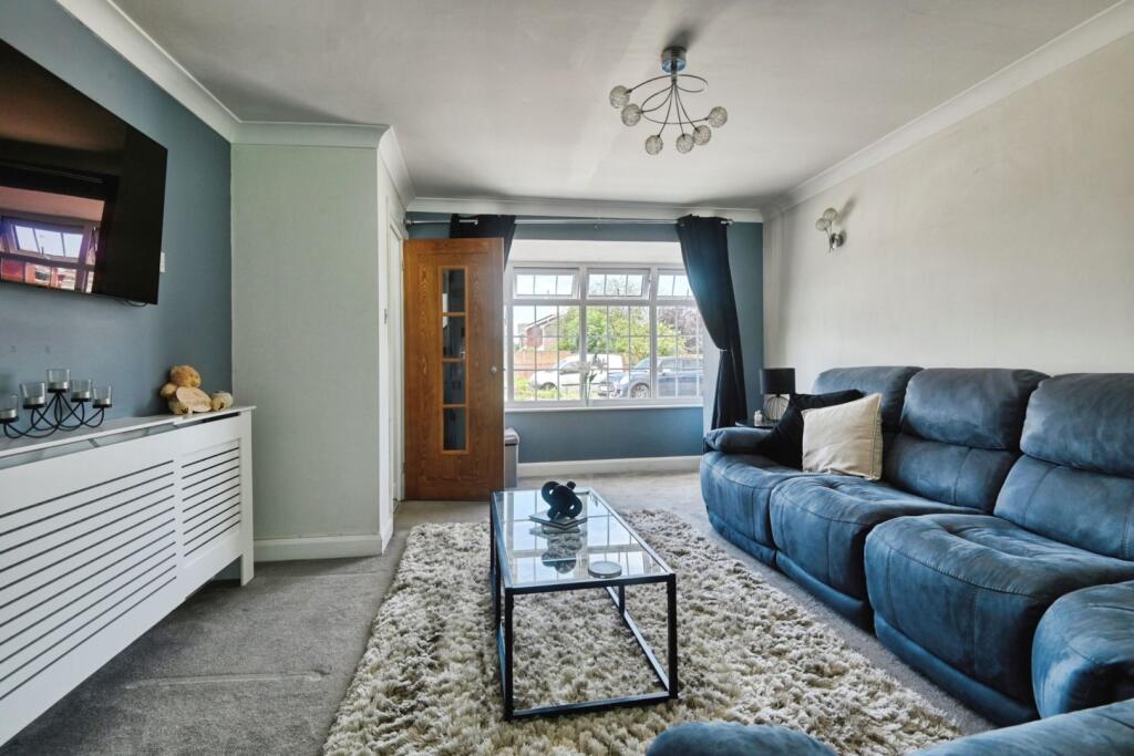 House in Tamworth, Staffordshire - View 3