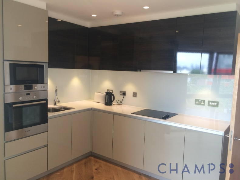 Apartment in London - View 5
