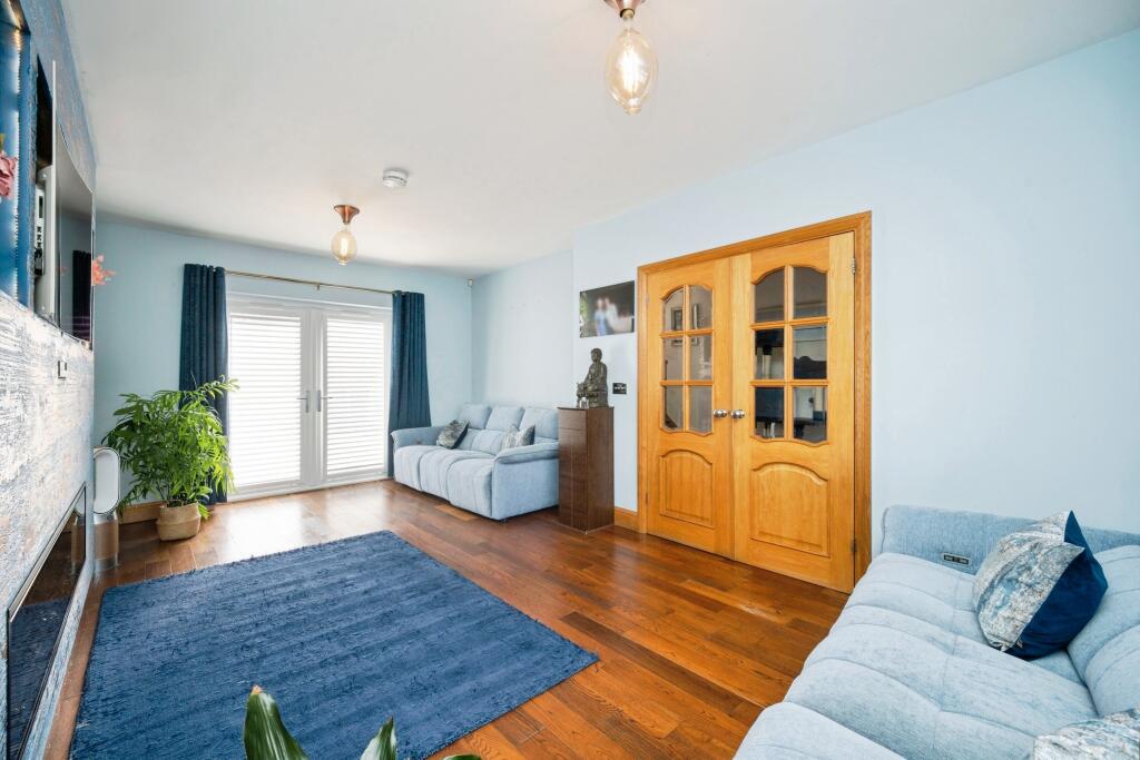 House in Birmingham, West Midlands - View 4