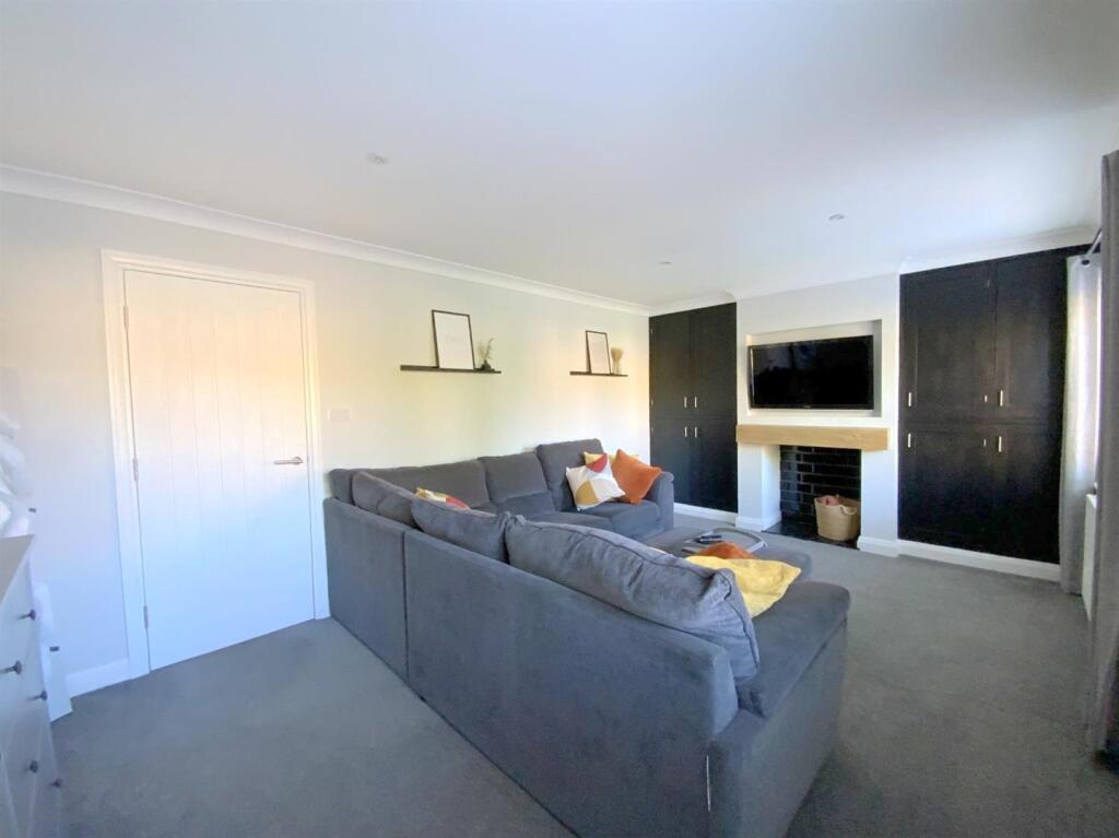 House in Doncaster - View 5