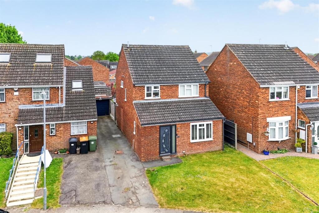 Main image of property: LU5 5EP, Bidwell Hill, Houghton Regis