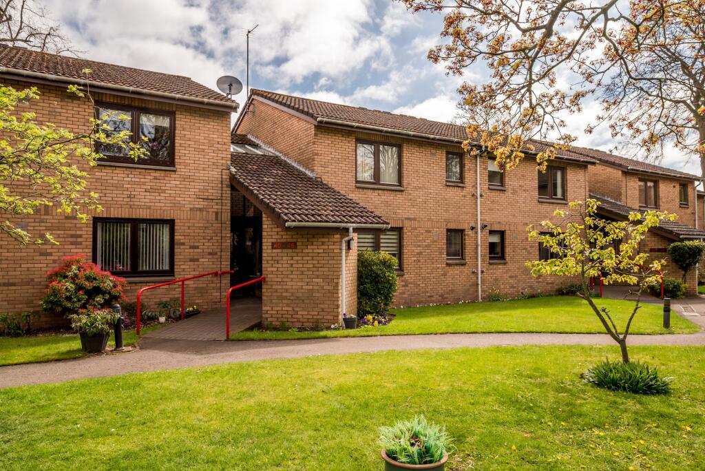 Main image of property: 40 Greenbourne Gardens, Monifieth, DD5 4EU