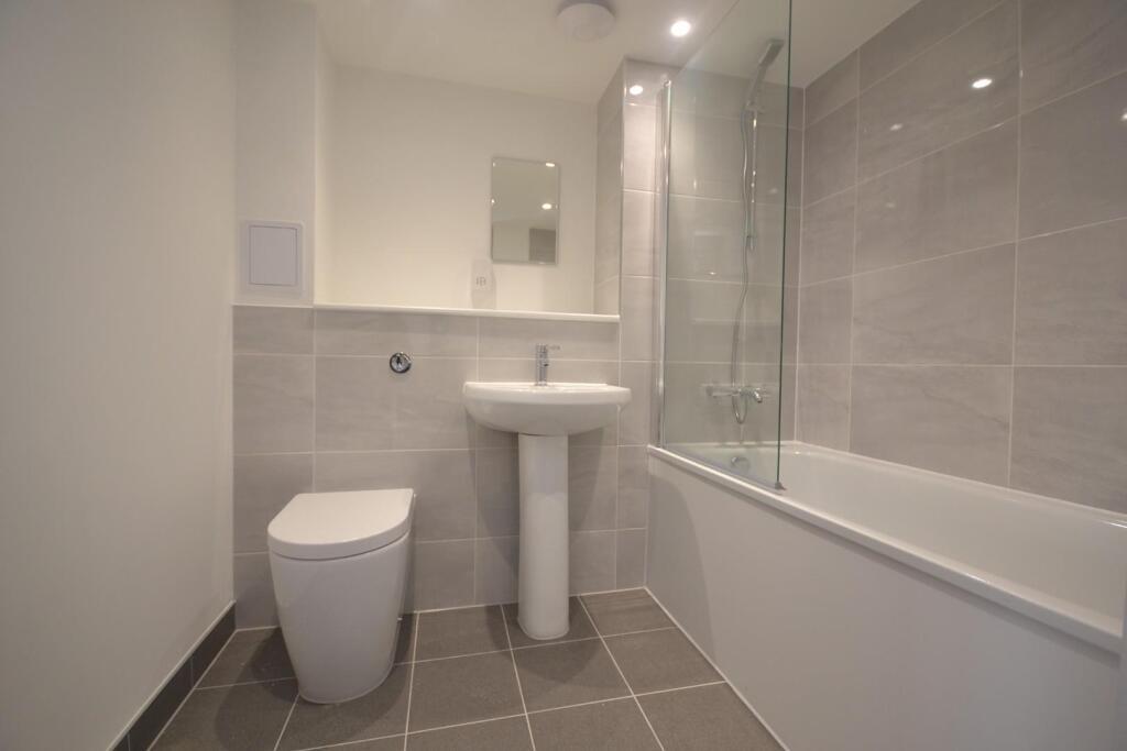 Apartment in Reading - More