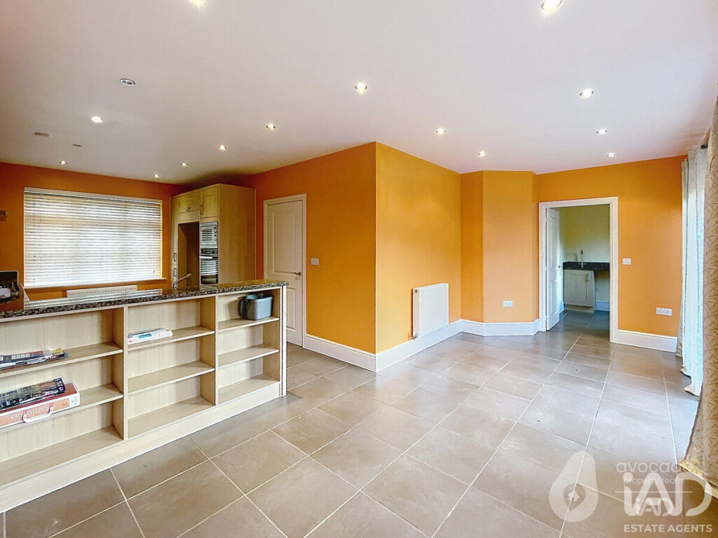 House in Reading - View 4