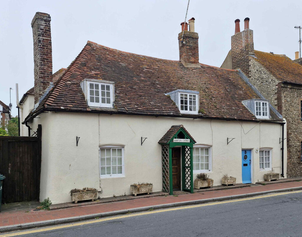 3-bed house on 85 High Street, Rottingdean, Brighton, East Sussex, BN2, £525,000
