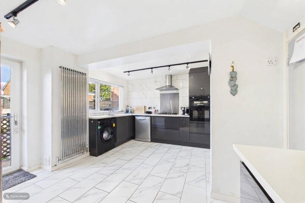 House in Huntingdonshire, Sawtry - View 2