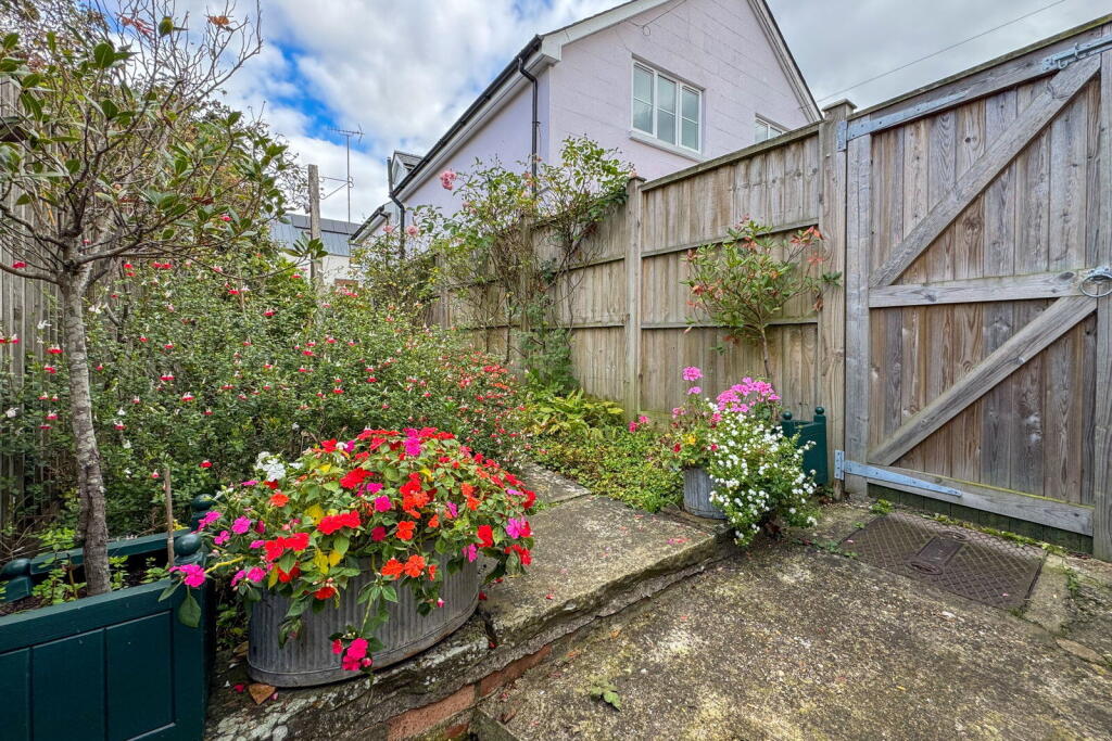 House in Southampton - View 4