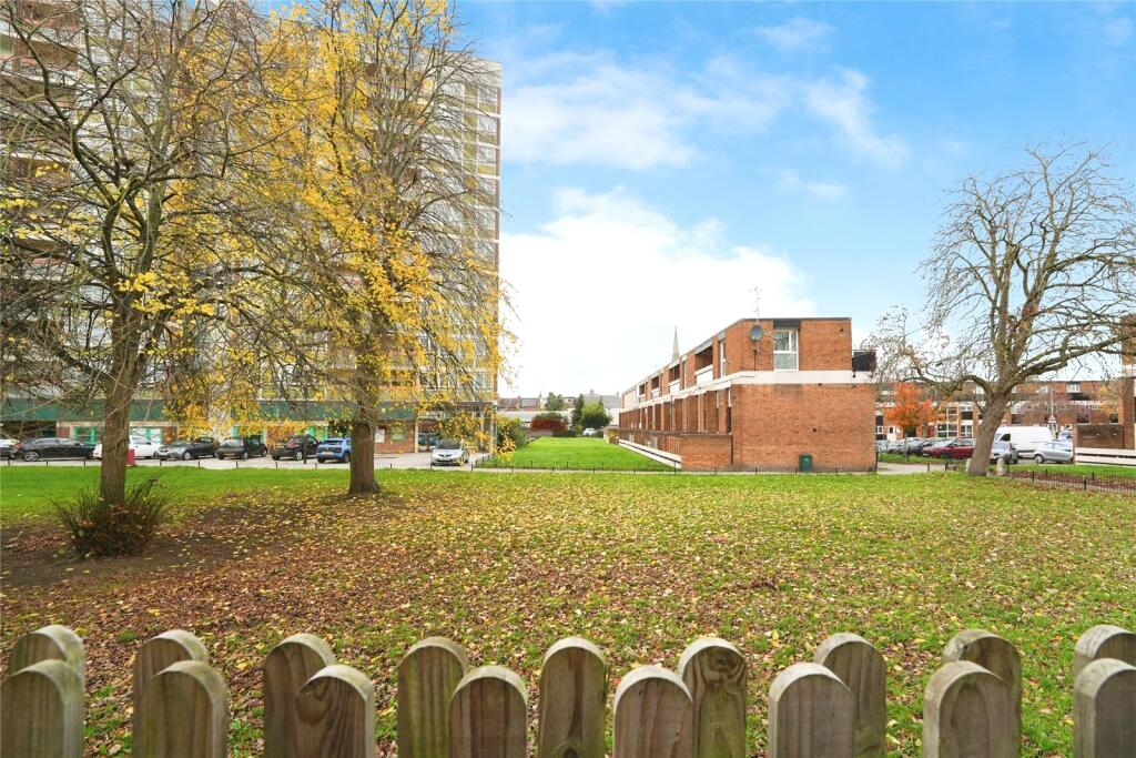Main image of property: Columbia Close, Gloucester, Gloucestershire, GL1