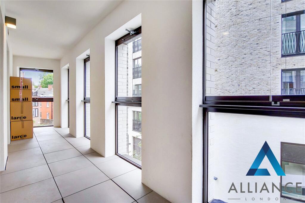 Apartment in London, Bankside, Elephant and Castle - View 5