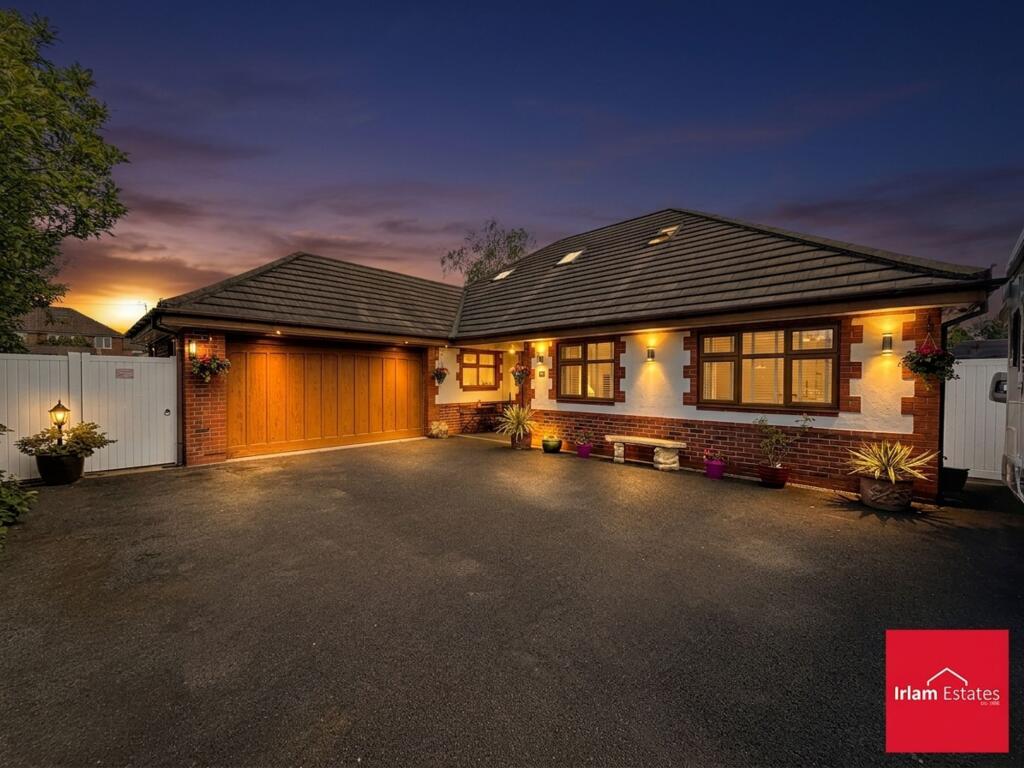 Main image of property: New Moss Road, Cadishead, M44