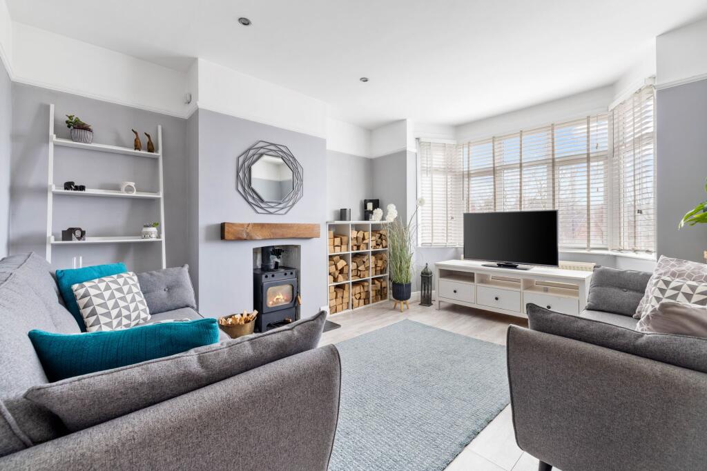 Apartment in Chichester, Parklands - View 2