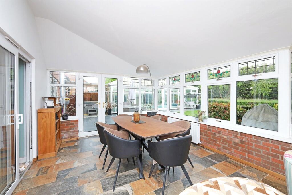 House in East Lindsey, Thornton le Fen - More