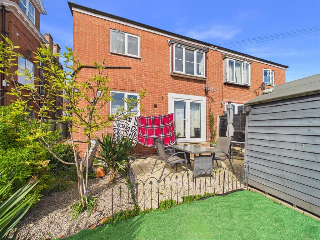 Main image of property: Cambria Mews, Nottingham