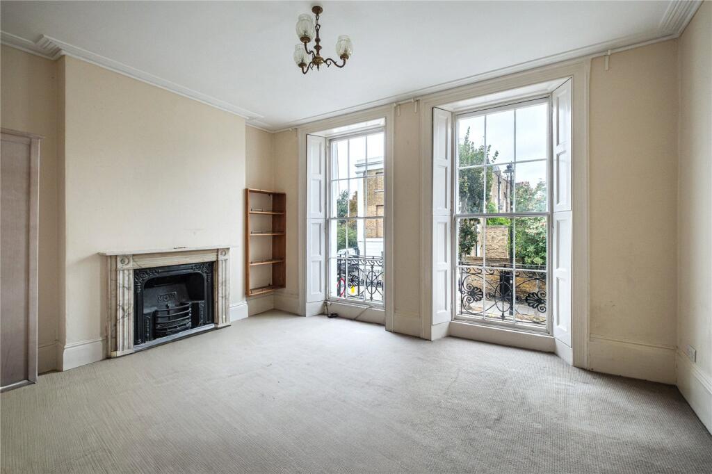 House in London, Angel, Islington - View 2