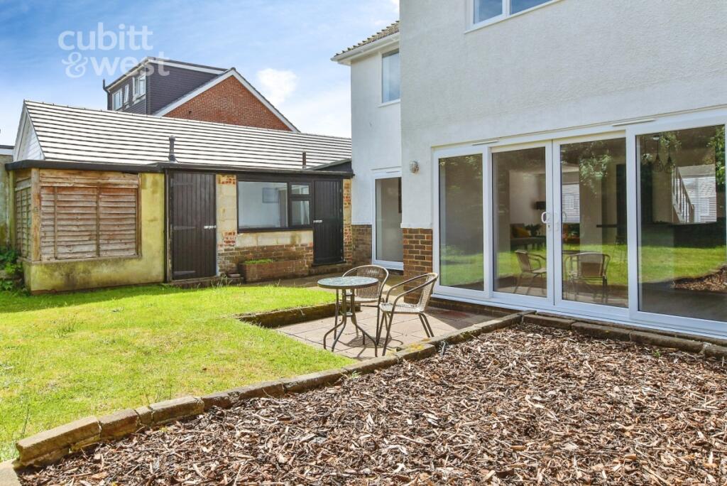 Property photo 11