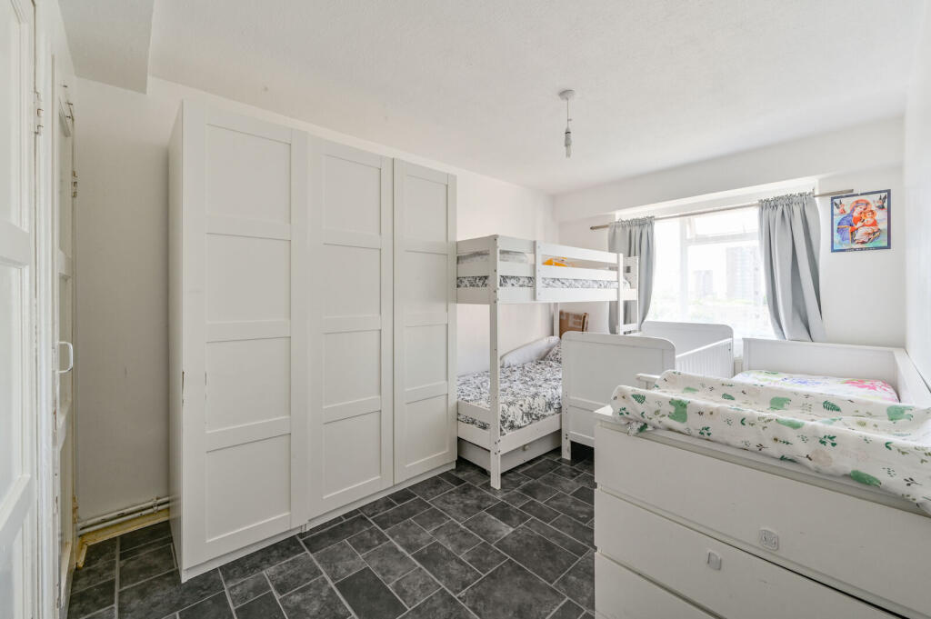 Apartment in London - View 4