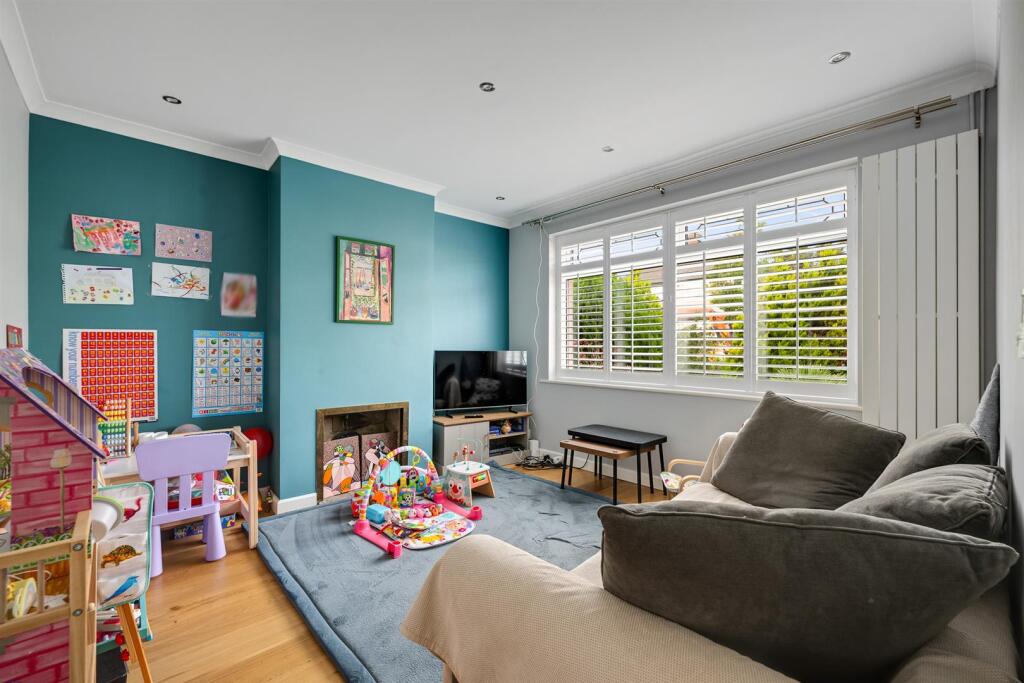 House in London, Eltham Park, Well Hall - View 3