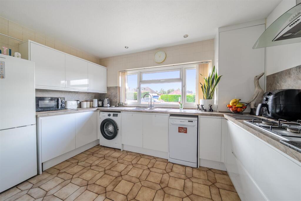 House in Wyre Forest, Habberley, Kidderminster - View 4