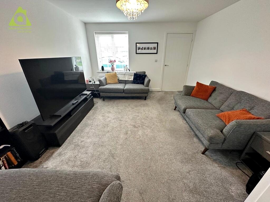 Chequerbent Green, Westhoughton, BL5 3WE photo 3